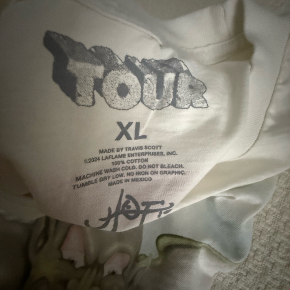 Official Travis Scott Merchandise — image 5 of 8